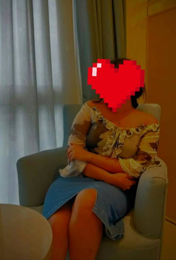 girls-personal photo of Lanka Ads