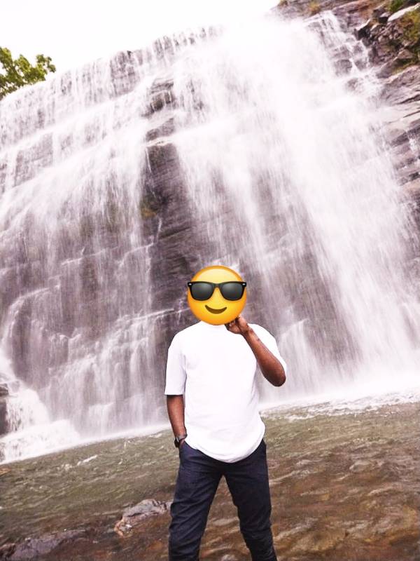 boys-personal photo of Lanka Ads