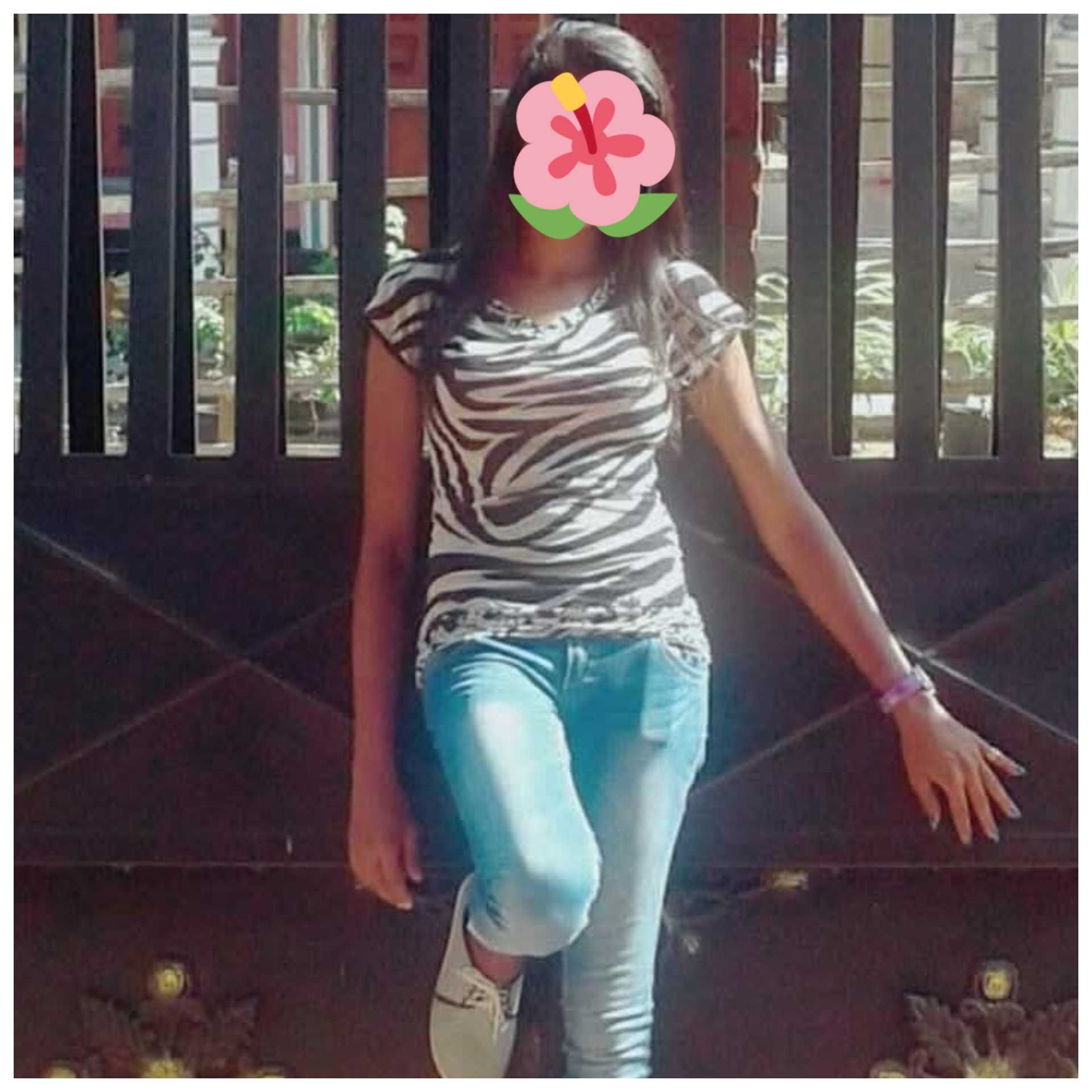 girls-personal photo of Lanka Ads