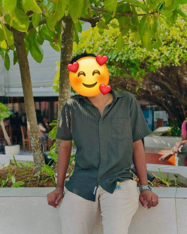 boys-personal photo of Lanka Ads