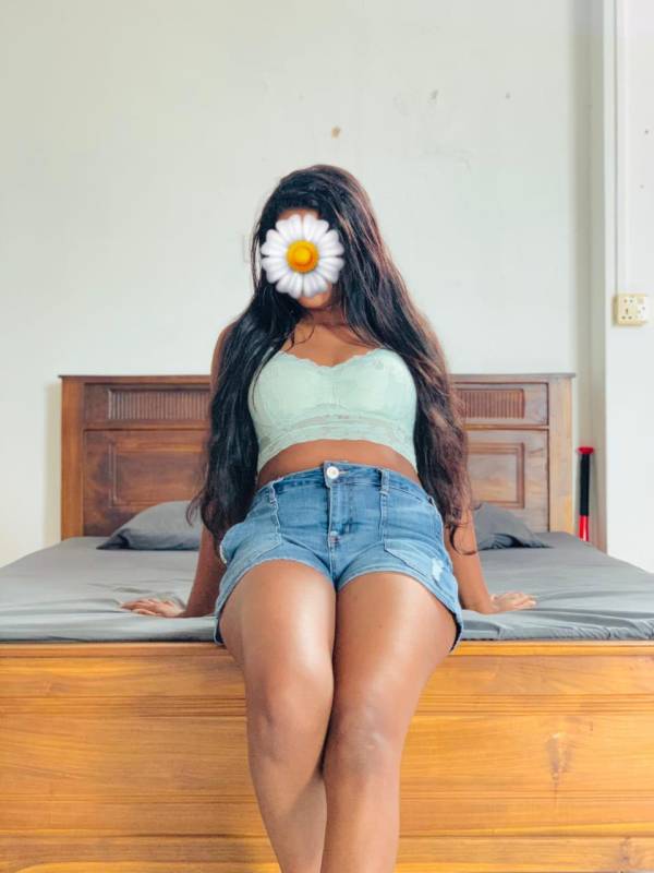 girls-personal photo of Lanka Ads