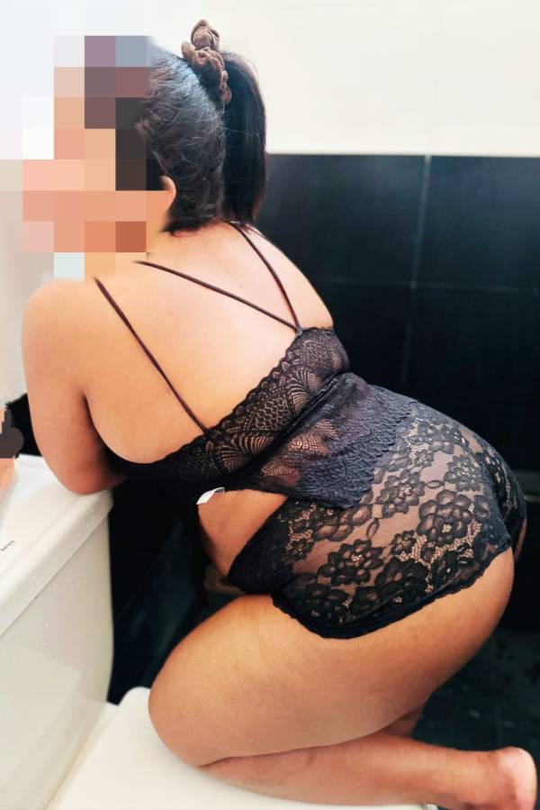 girls-personal photo of Lanka Ads