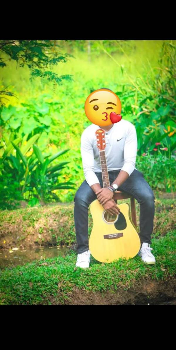 boys-personal photo of Lanka Ads