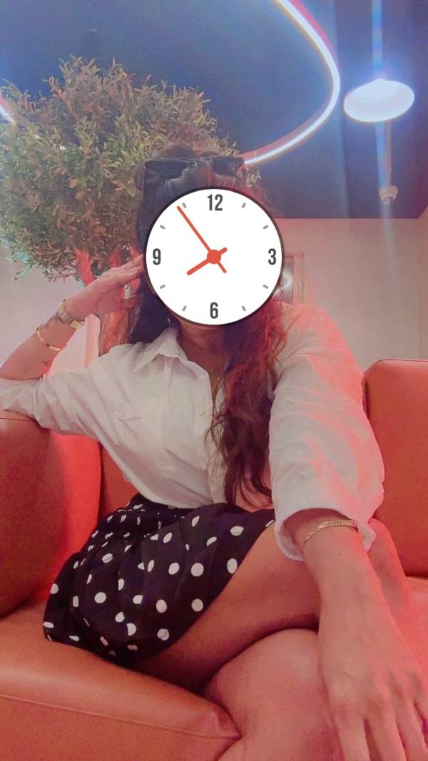 girls-personal photo of Lanka Ads