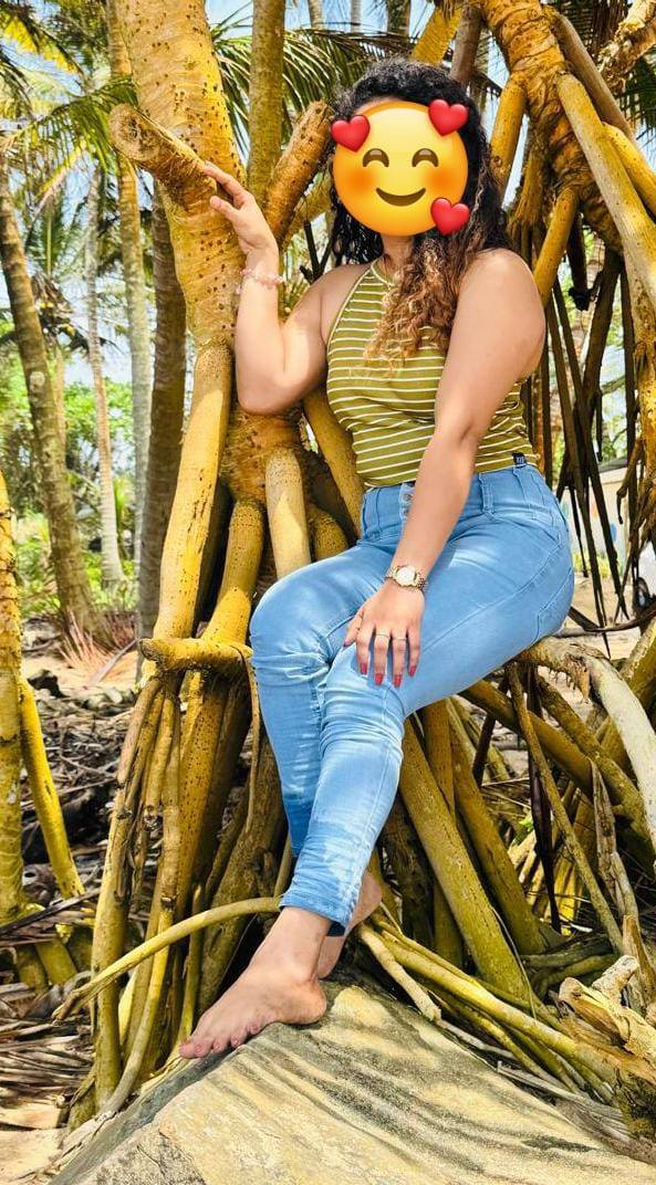 girls-personal photo of Lanka Ads