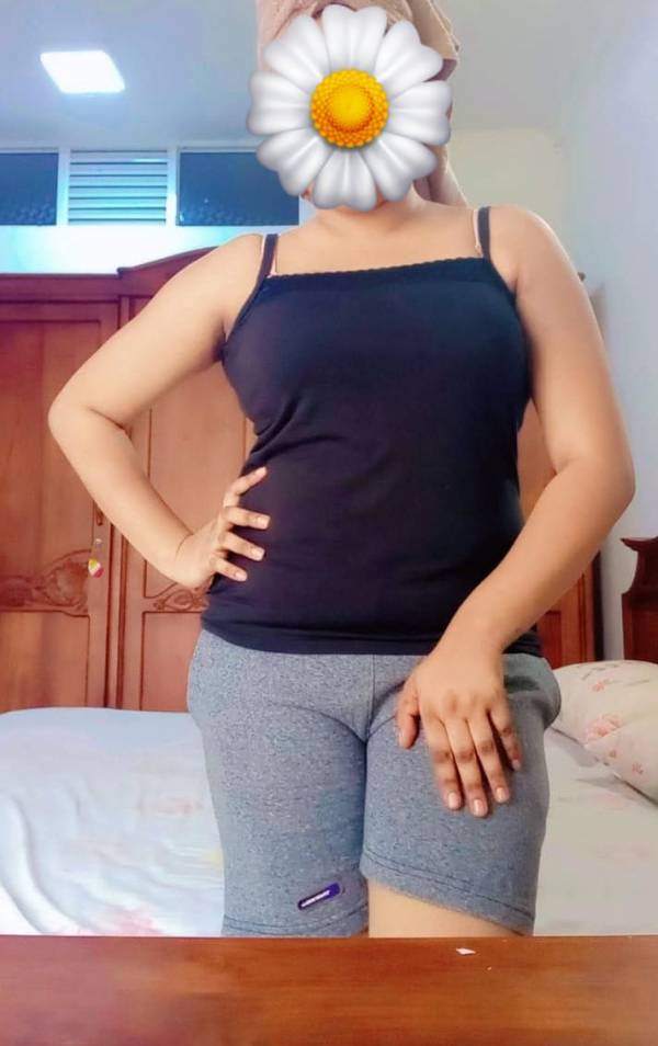 girls-personal photo of Lanka Ads