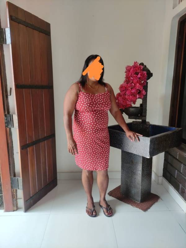 girls-personal photo of Lanka Ads