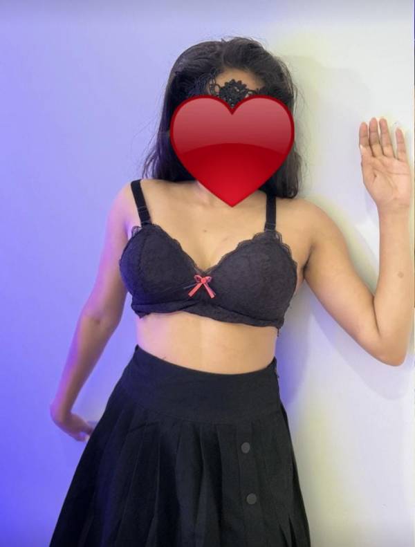 live-cam photo of Lanka Ads