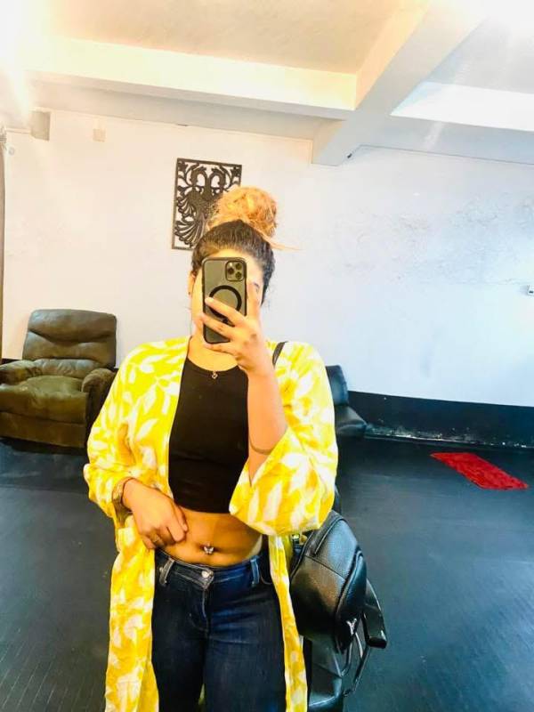 girls-personal photo of Lanka Ads