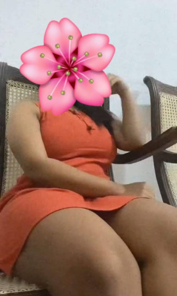 girls-personal photo of Lanka Ads