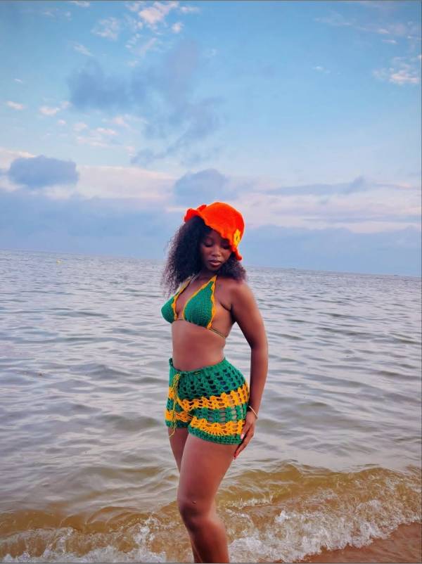 girls-personal photo of Lanka Ads