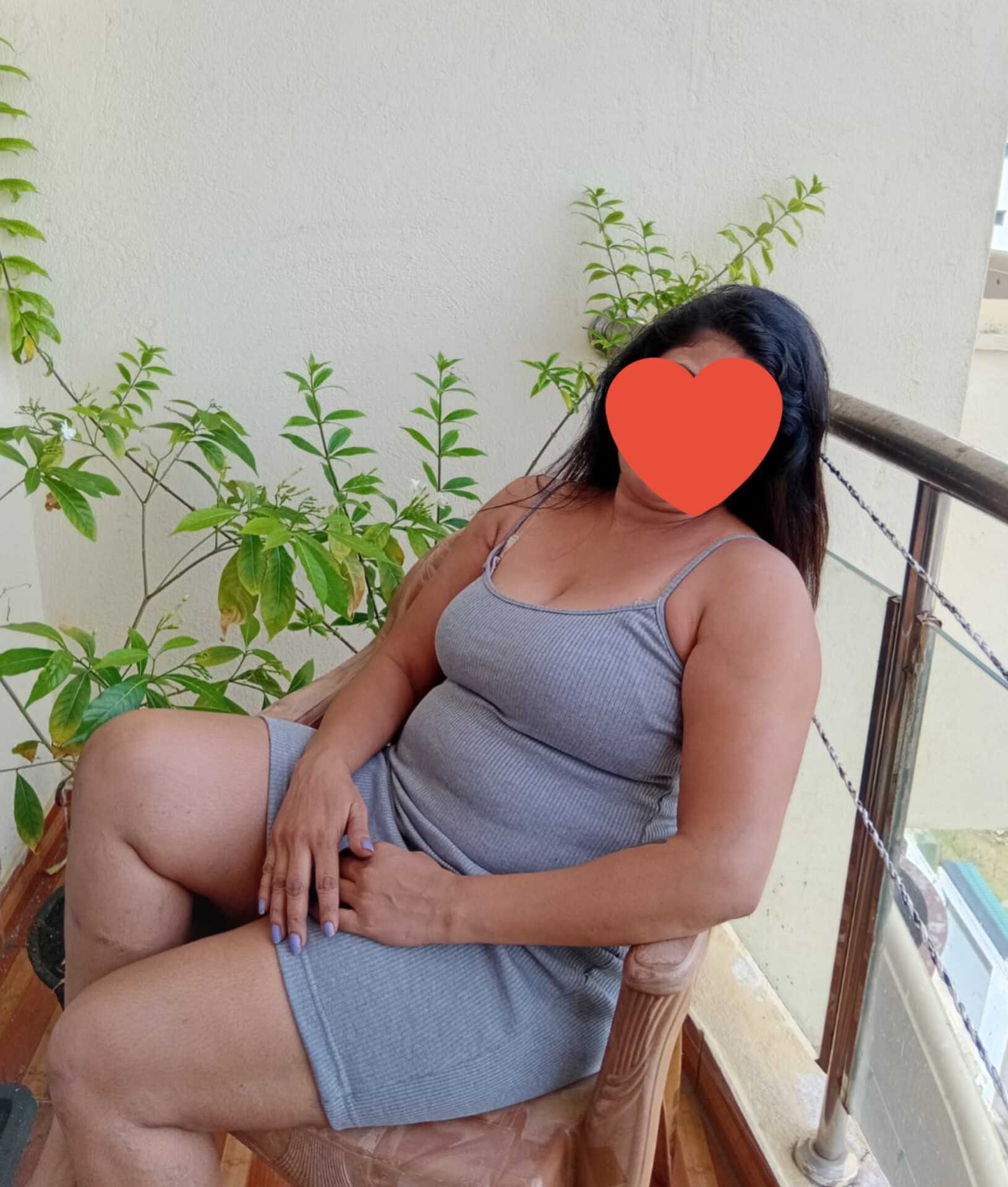 girls-personal photo of Lanka Ads