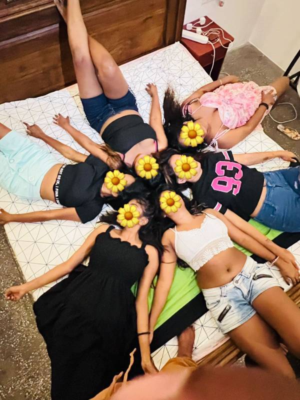 girls-personal photo of Lanka Ads