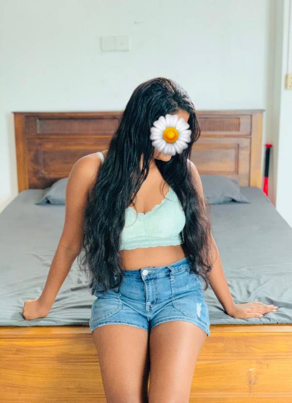 girls-personal photo of Lanka Ads