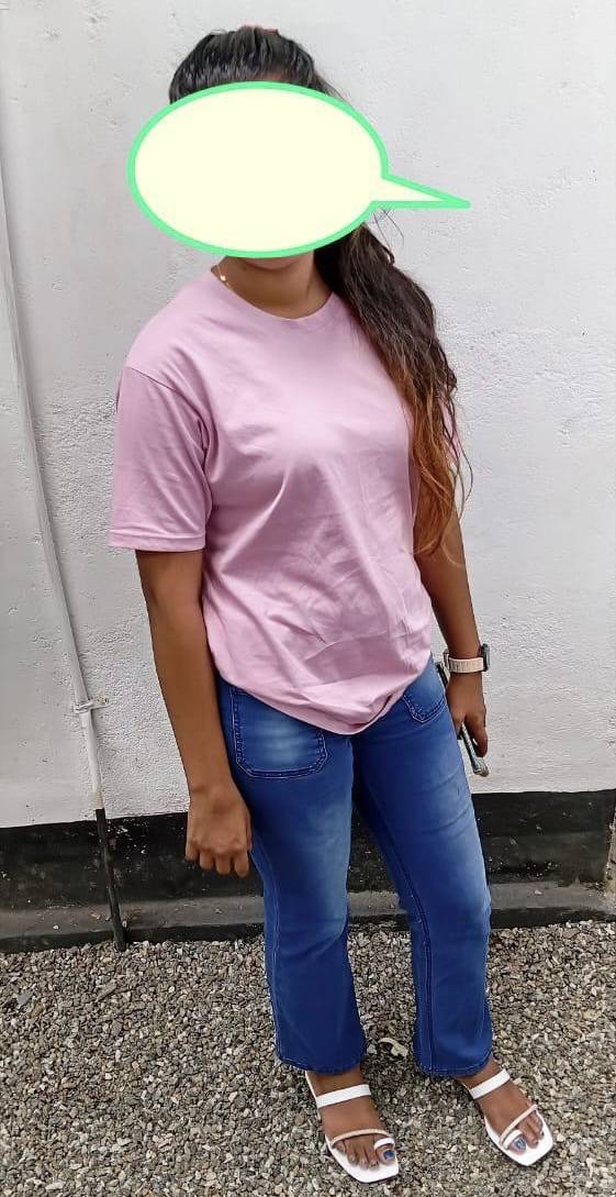 girls-personal photo of Lanka Ads