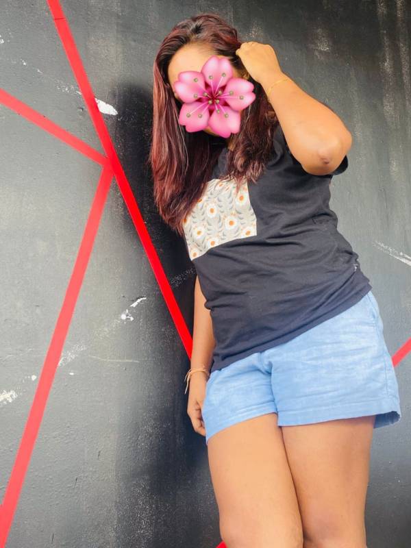 girls-personal photo of Lanka Ads