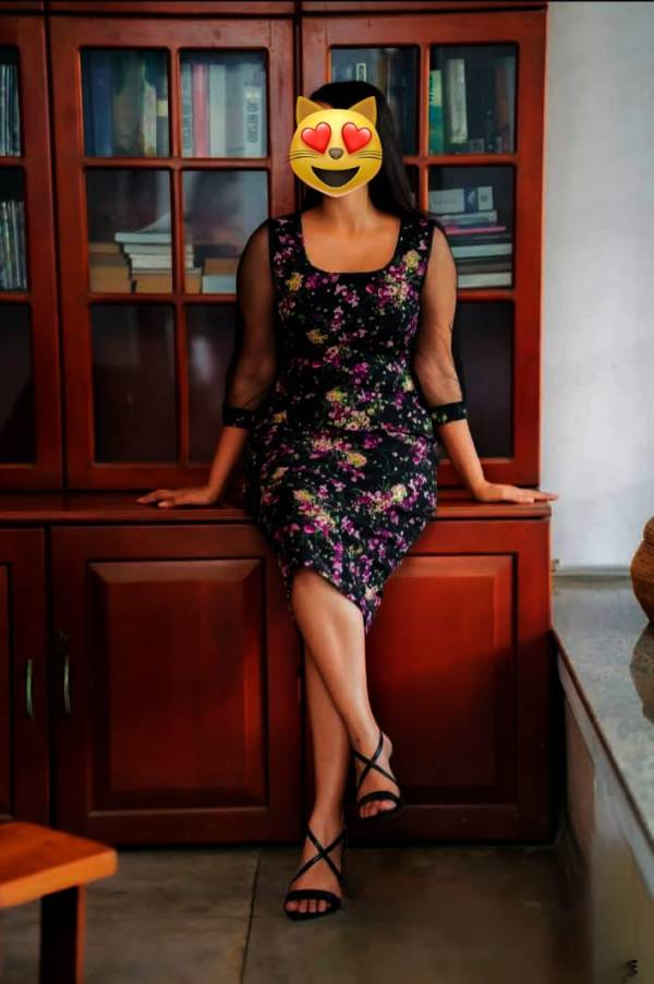 girls-personal photo of Lanka Ads