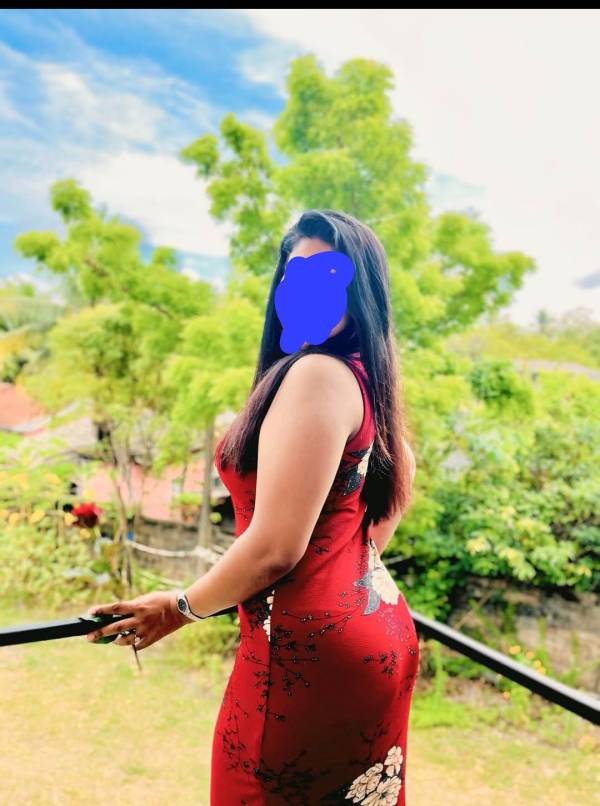 girls-personal photo of Lanka Ads