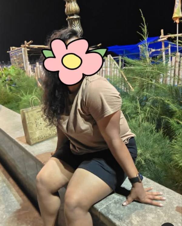 girls-personal photo of Lanka Ads