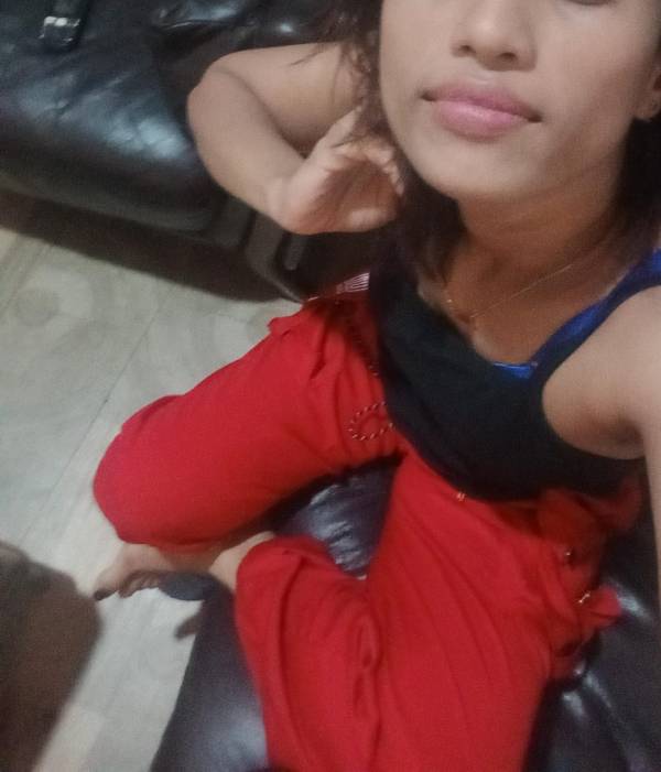 girls-personal photo of Lanka Ads