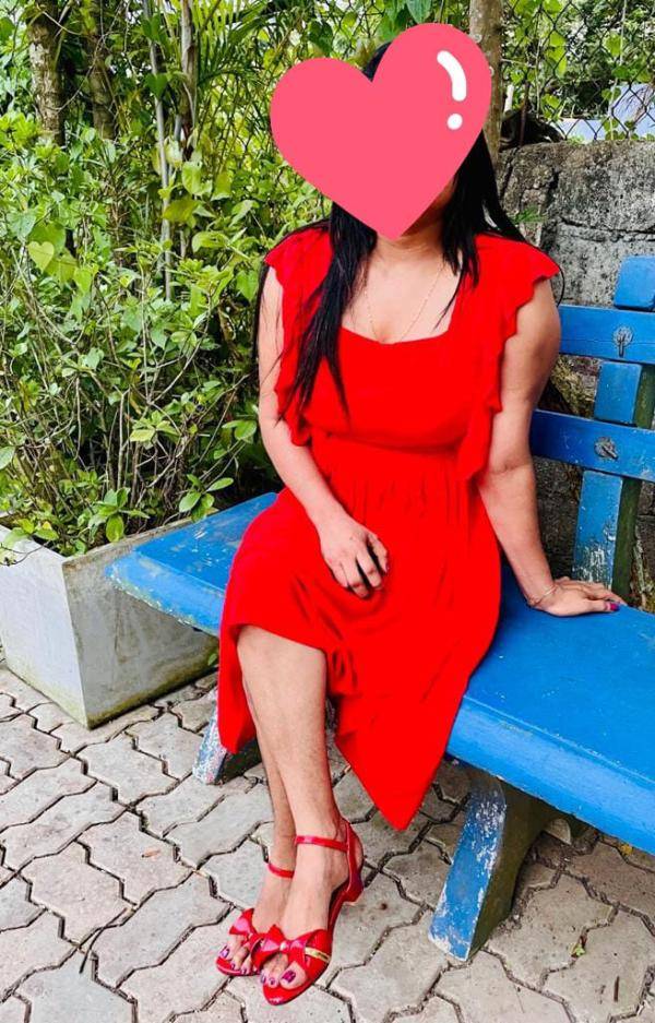 girls-personal photo of Lanka Ads