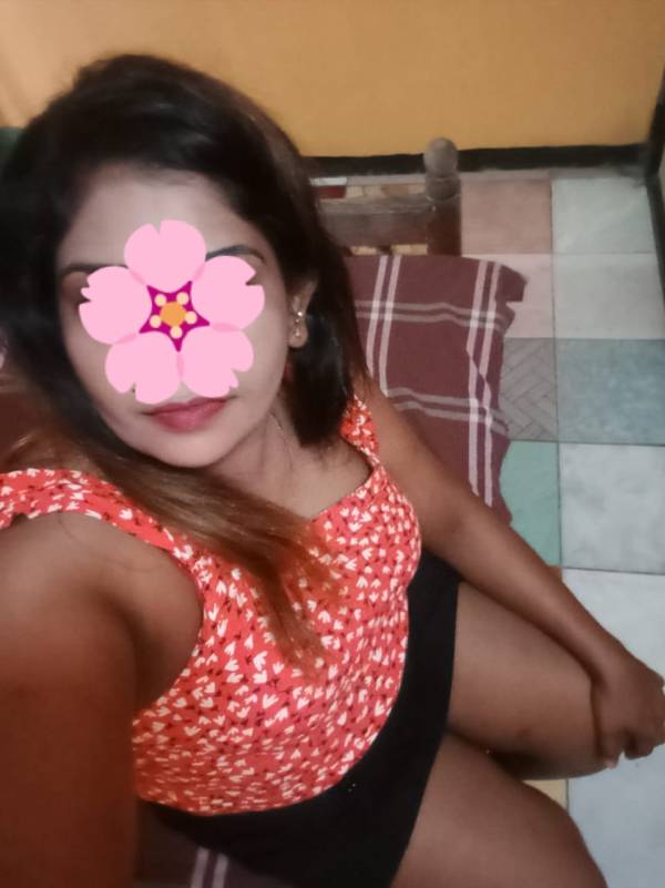 girls-personal photo of Lanka Ads