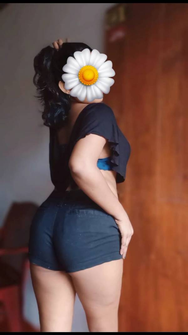 girls-personal photo of Lanka Ads