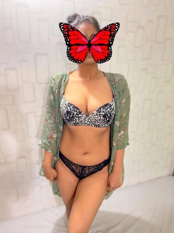 live-cam photo of Lanka Ads