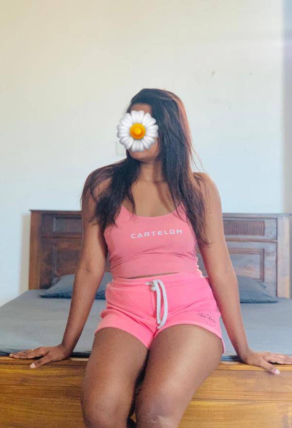 girls-personal photo of Lanka Ads