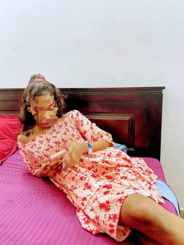 girls-personal photo of Lanka Ads