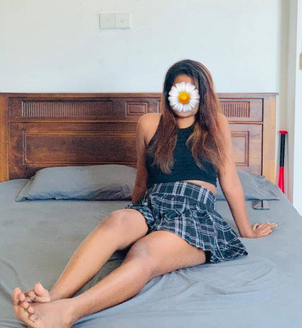 girls-personal photo of Lanka Ads