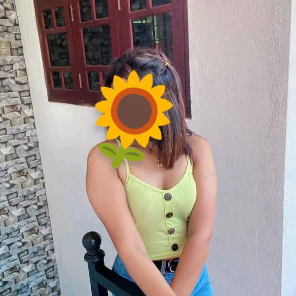 girls-personal photo of Lanka Ads