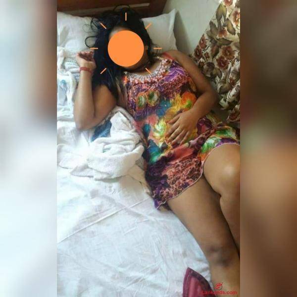 girls-personal photo of Lanka Ads