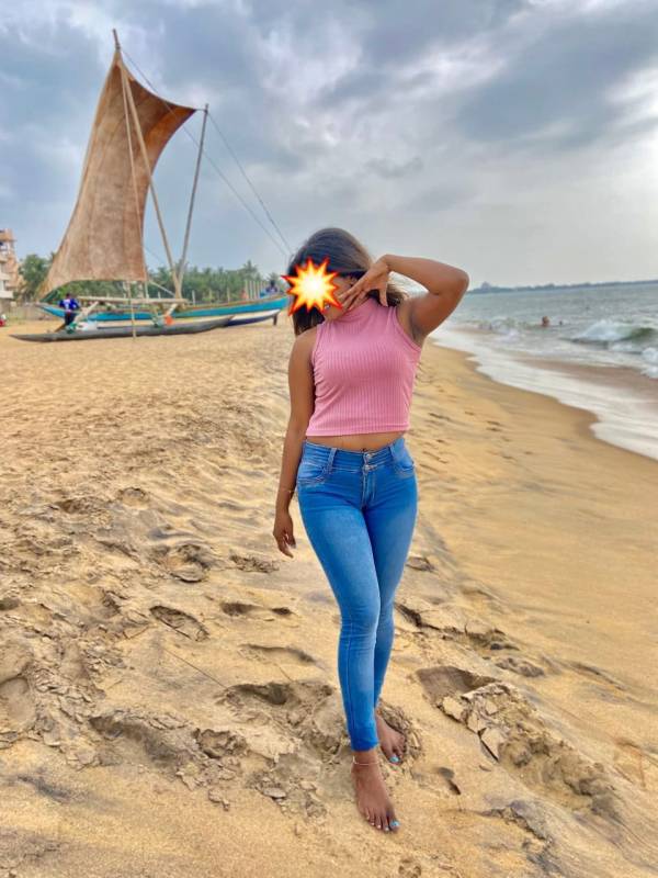 girls-personal photo of Lanka Ads