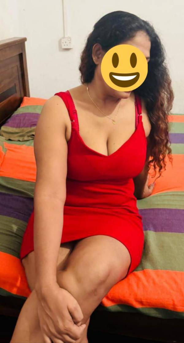 girls-personal photo of Lanka Ads