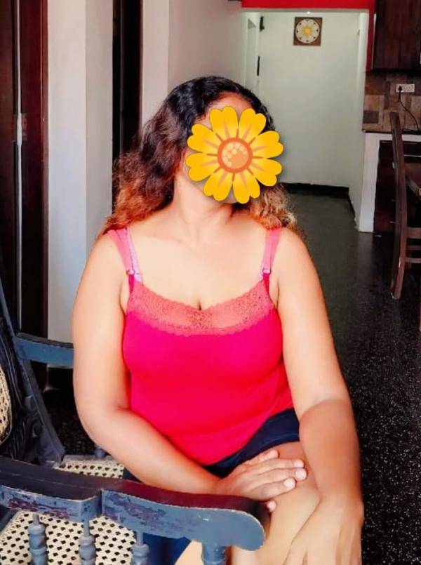 girls-personal photo of Lanka Ads