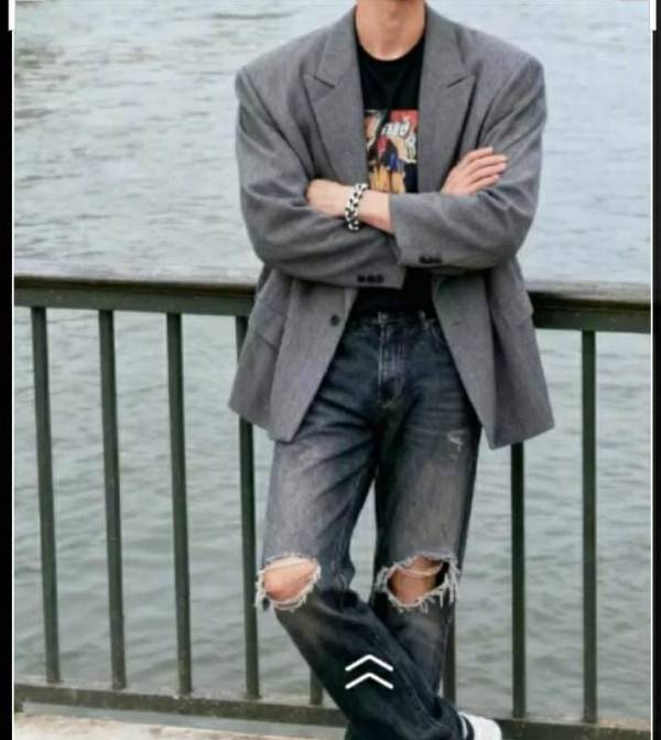 boys-personal photo of Lanka Ads