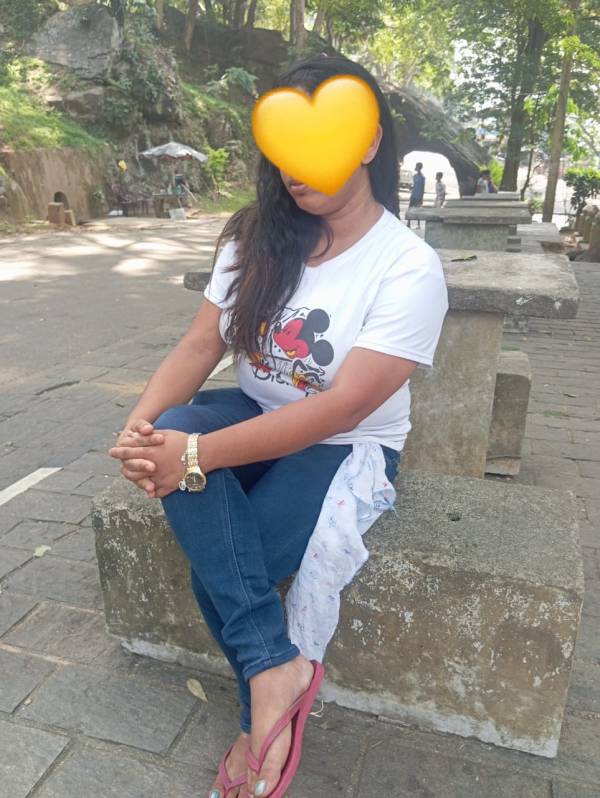 girls-personal photo of Lanka Ads