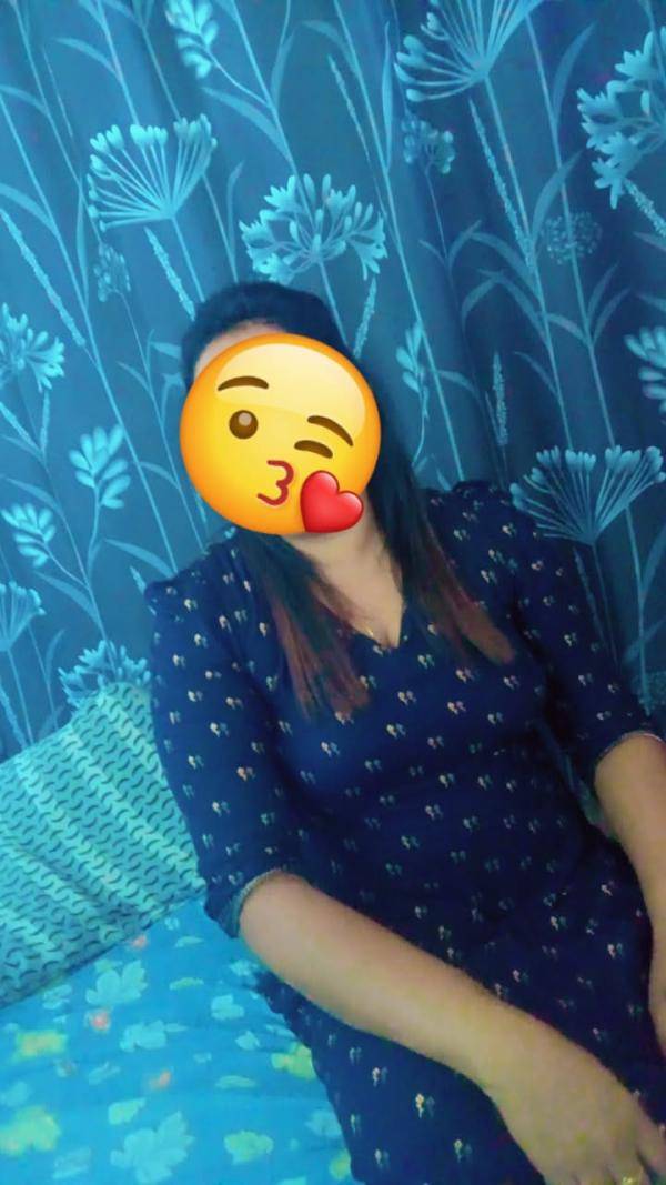 girls-personal photo of Lanka Ads