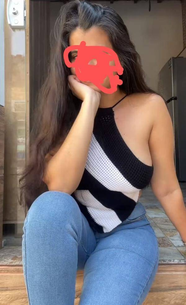 girls-personal photo of Lanka Ads