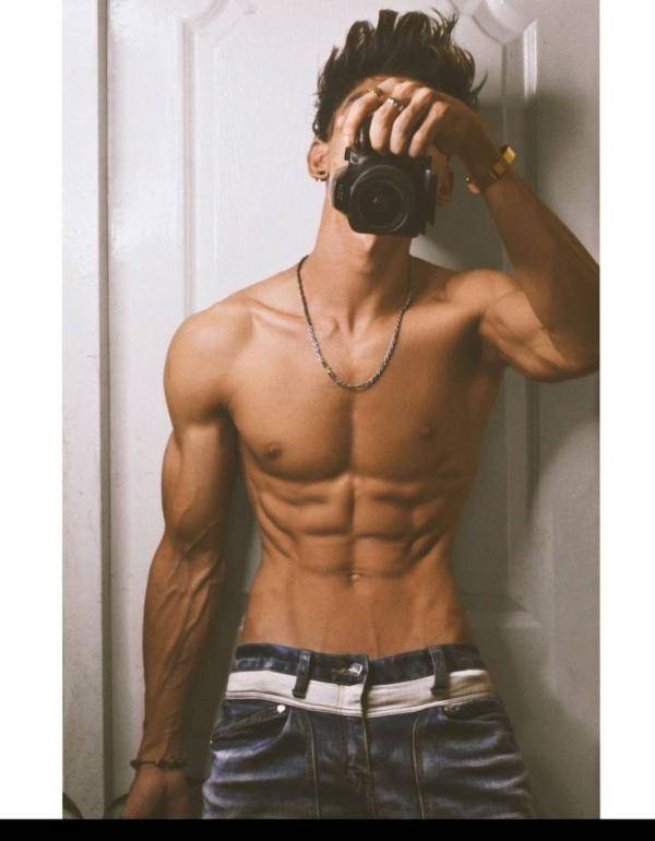 boys-personal photo of Lanka Ads