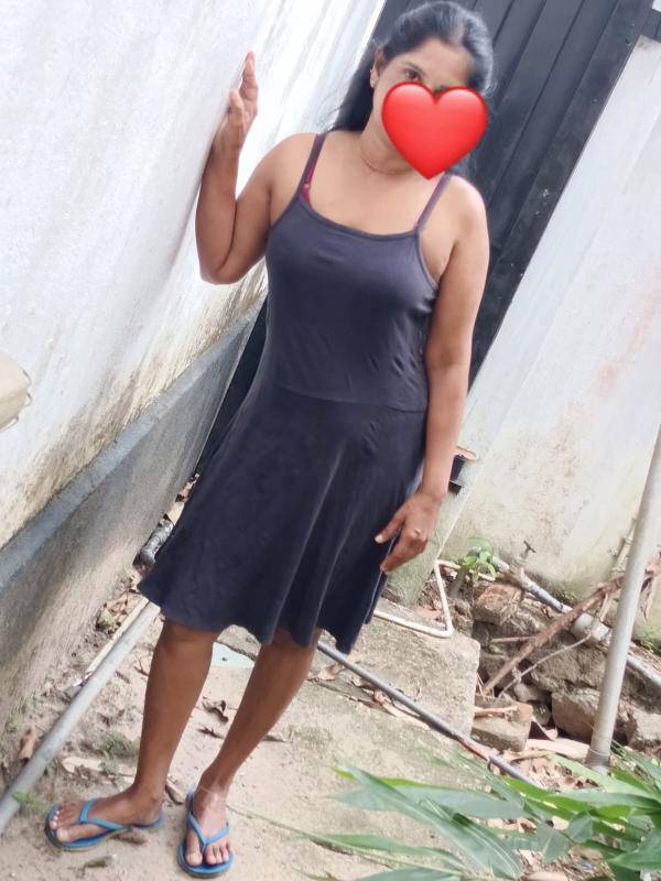 girls-personal photo of Lanka Ads