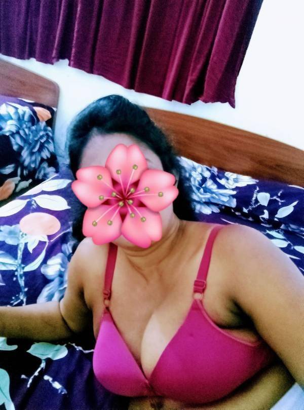 girls-personal photo of Lanka Ads