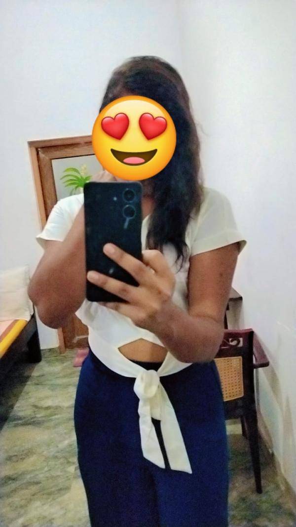 girls-personal photo of Lanka Ads