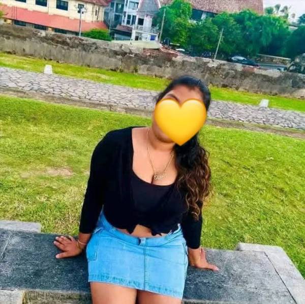 girls-personal photo of Lanka Ads