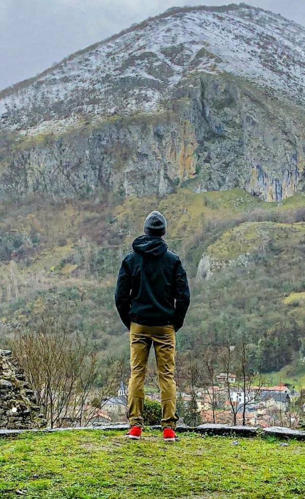 boys-personal photo of Lanka Ads