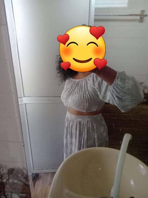 girls-personal photo of Lanka Ads