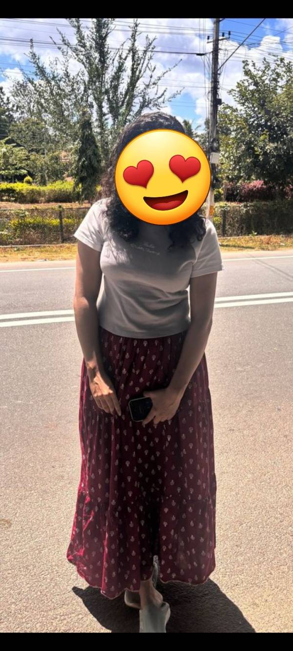 girls-personal photo of Lanka Ads