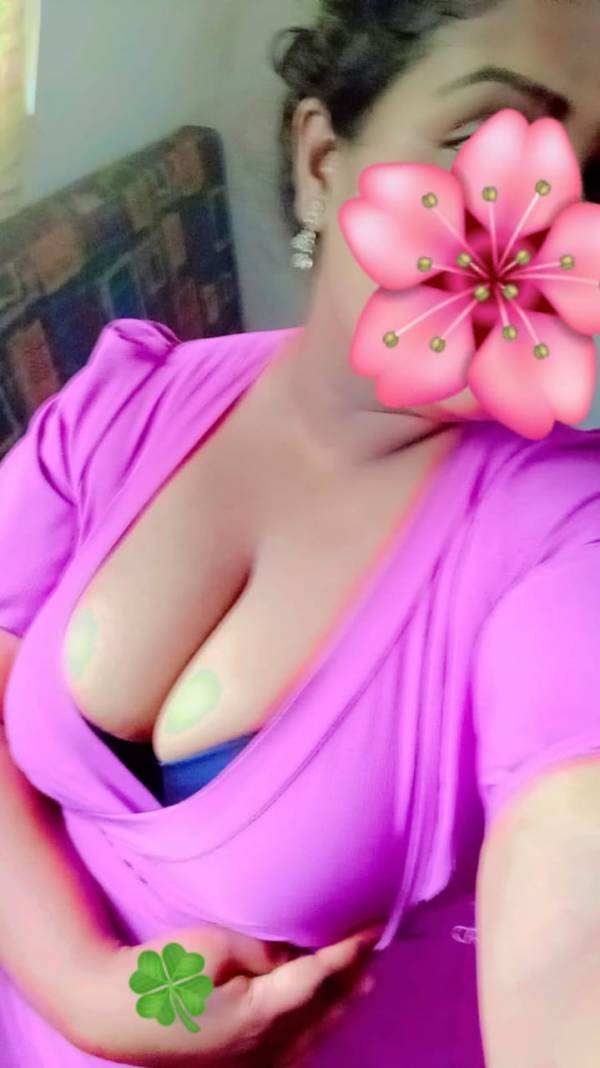 live-cam photo of Lanka Ads