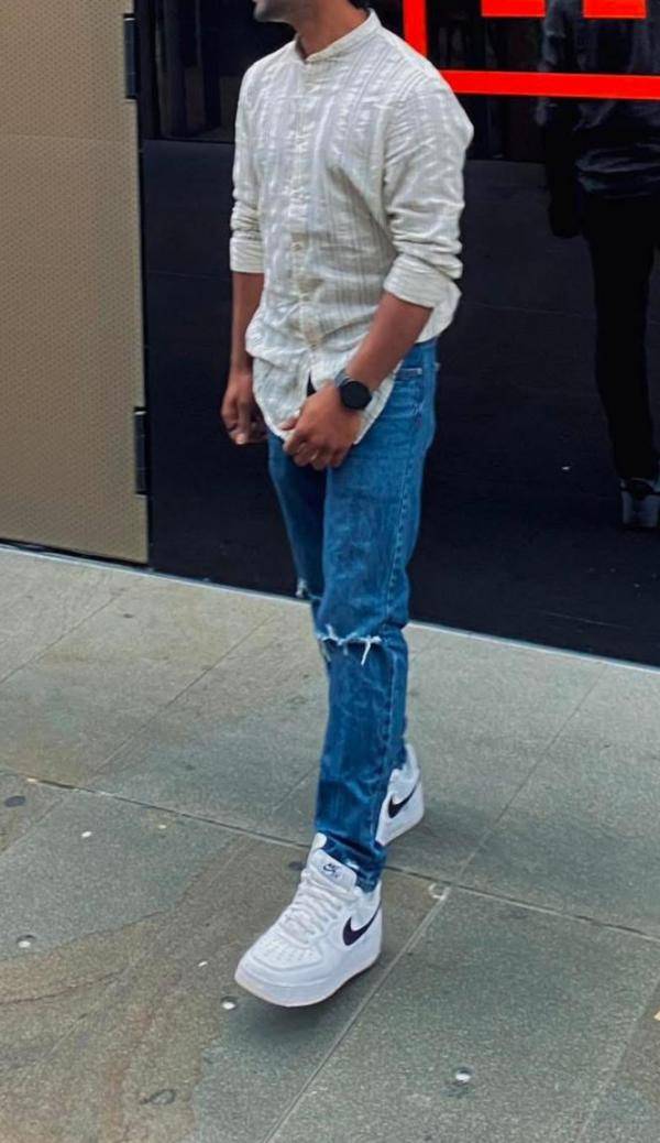 boys-personal photo of Lanka Ads